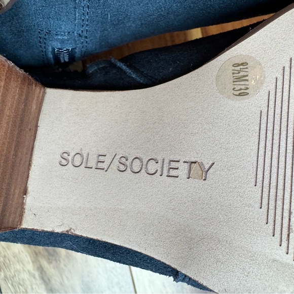 Sole Society Women’s Navy Blue suede Ankle Booties Boots 8.5 - Picture 9 of 10